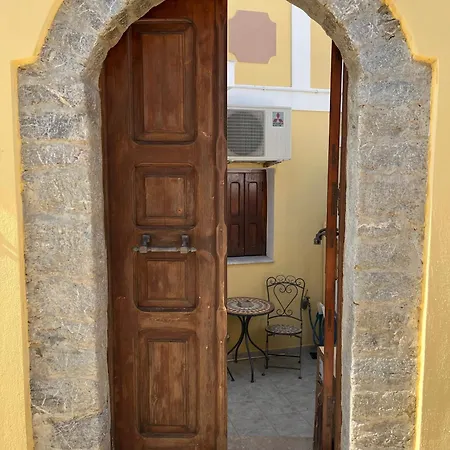 Margo Traditional House *